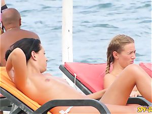 Close-Up fabulous bare-breasted spycam Beach nubile