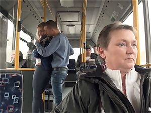 Lindsey Olsen screws her fellow on a public bus